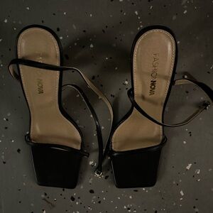 Fashion Nova Black Strappy Heels